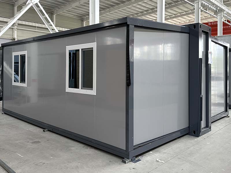 Introduzione del prodotto delle 700 ali doppie larghe
